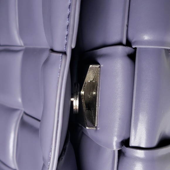 Inspired Shoulder Bag in Purple Cowhide with a Weighted Chain Strap - Picture 3 of 16